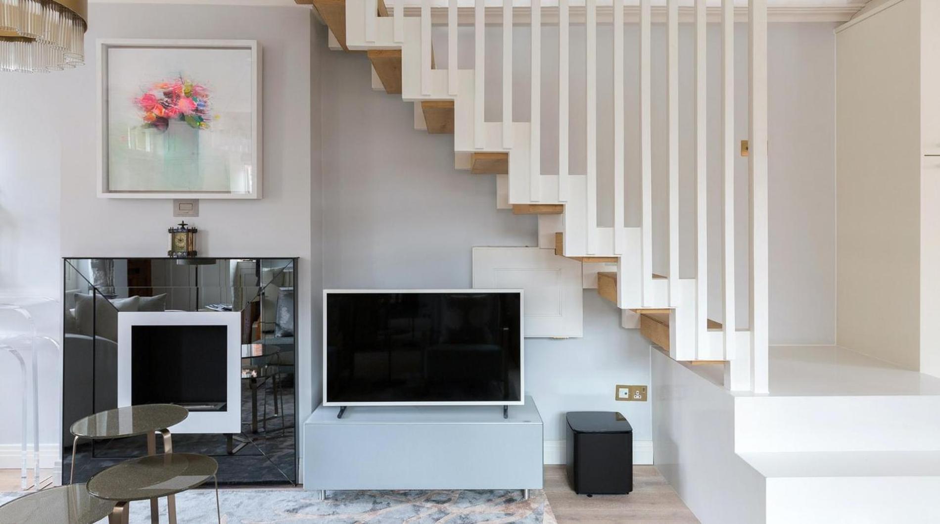 Pocket Full Of Pearls 1 Bedroom Duplex Penthouse Londen